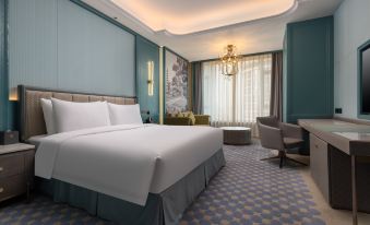 Celebrity City Hotel