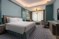 Celebrity City Hotel