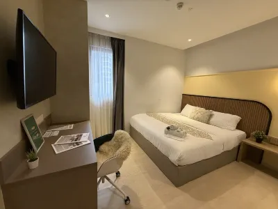 ISA Hotel & Apartment Hotel Hotel dekat MBFC Tower 3