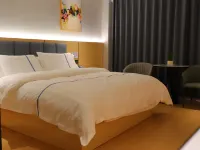 Xinghe Yepo Hotel (Zhangjiagang High-Speed Railway Station)