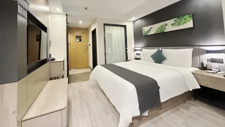 SKYP HOTEL Отели рядом с достопримечательностью «Zongtang Square (North Gate)»