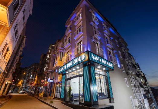 산타 리오 골드 탁심