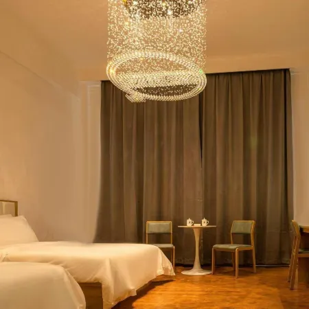 Qiqihar Golden Shield Holiday Hotel