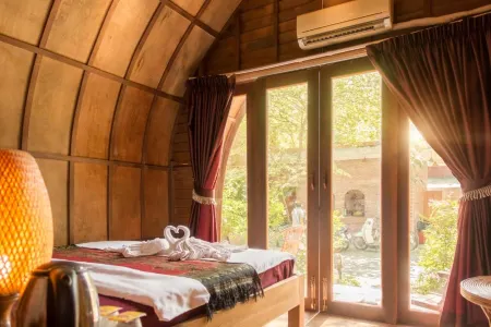 Bamboo Bungalow