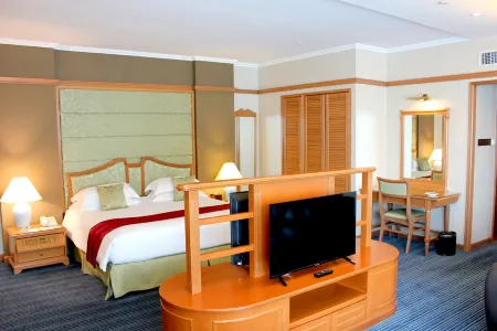 Grand Palace Hotel Отели в г. Miri Division