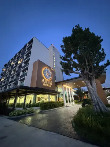 Aura Hotel Hatyai Songkhla Hotel berhampiran Wat Mae Toei
