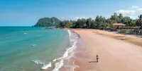 SAAI Resort Hotels in Bang Saphan Noi