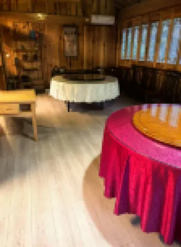 瀘水臘娜瓦底民宿（老虎灘歡樂田園景區店）