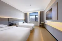 Mingyue Lanting Hotel Yulin Zhongying Square Store Hotels near Lingxiao Tower of Yulin