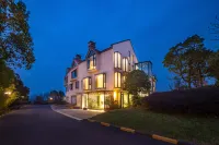 Floral Hotel · Lucheng Shiguang Homestay (Huangshan Taiping Lake Scenic Area Store) Hotel in zona Taiping Lake
