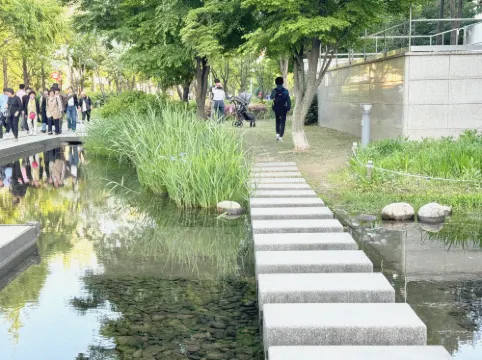 Hongik University Station 8 minutes/2 toilets/2F/Luggage storage available_Essay Yeonnam Bijou home