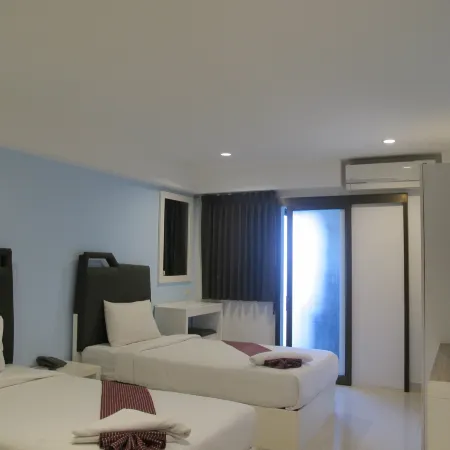 Sunny Residence Отели рядом с достопримечательностью «Старый город»
