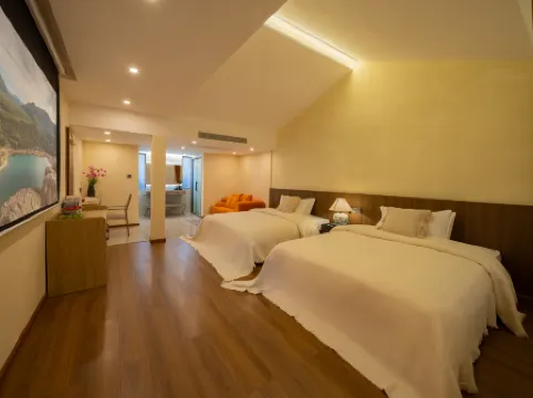 Lugu Lake Sunshine Boutique Hotel