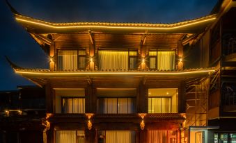 Lugu Lake Sunshine Boutique Hotel