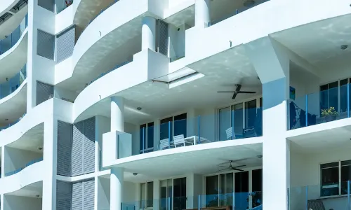 Waters Edge Apartment