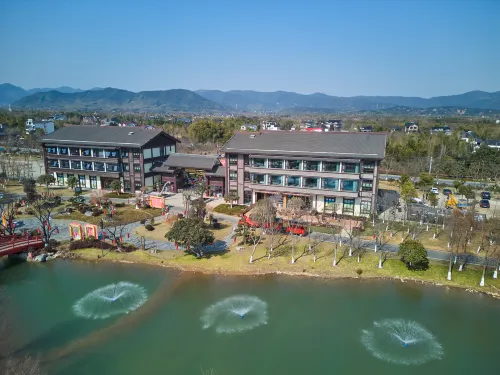 Floral Hotel·April Day Garden Hotel