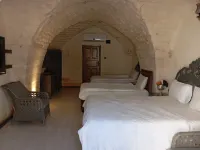 Aslan Guest House