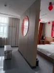 Haotai Hotel Hotell i Karamay District