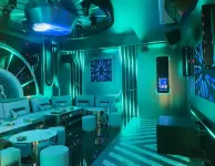 โรงแรมนานาชาติเป่าลี่ หยางเจียง (สาขา จัตุรัสไป๋หลี่ เขตทิวทัศน์ซีเซอะ)