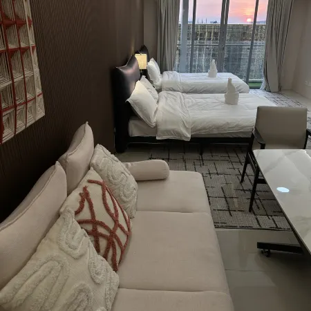 Luxury Penthouse hotel near City of Dreams Solaire Okada NAIA MOA- 1811