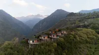 Huaerjia Mountain Cloud Stream B&B