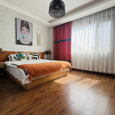 Black Valley Purple Rose Inn Hotels near Chongqing Hei Mountain