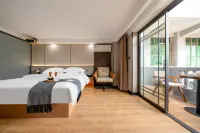 Xingchenli Smart Cinema Hotel (Zhongxian Sugong Garden Store) - balcony