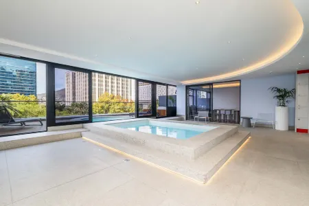 Zeeland Pier Aparthotel by Totalstay Отели рядом с достопримечательностью «City Hall»