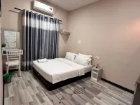 ANG LEE HOLIDAY HOME