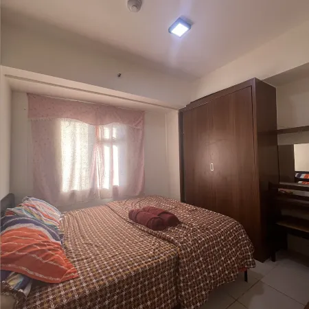 Sweet Home (2 Bedroom Apartment)