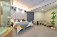 Delibao Hotel (Yangjiang Yuanyanghu Park East Huicheng Square Branch) Các khách sạn ở Dương Giang