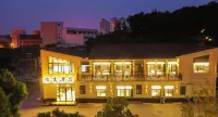 Yiwen Hotel (Zhenjiang High-Speed Railway Station) - Balkon
