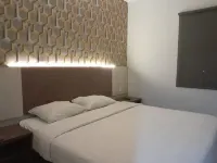Smart Inn at Aeropolis Residence Hotels in Neglasari