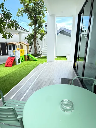 รูปภาพของThe White House Pool Villa Pattaya