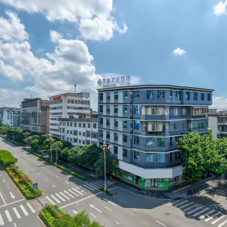 Meet Luck Hotel – West/East Alleys & Elephant Trunk Hill Отели рядом с достопримечательностью «Парк Fuboshan»