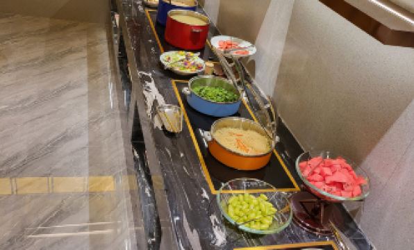 Shanghaorenjia Quality Selection Hotel (Shandong University Impression City)