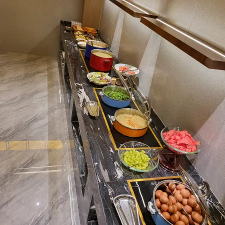 Shanghaorenjia Quality Selection Hotel (Shandong University Impression City)