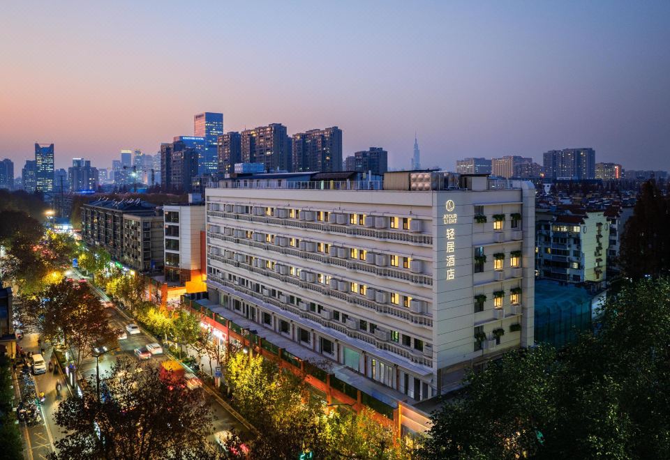 hotel overview picture