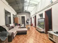 Golog Yunqi Chinese Inn Hotels in Maqin