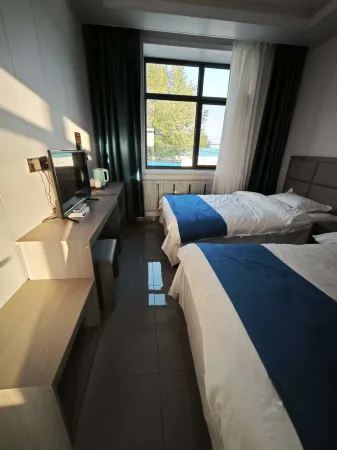 Cuogangzhen Baiyun Kelou