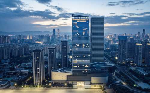 錦江都城酒店（昆明站巫家壩地鐵站店）