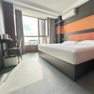 Wangyue Qingcheng Hotel style Apartment Отели рядом с достопримечательностью «Squirrel Island»