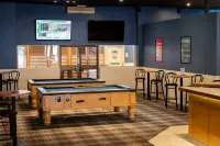 El Toro Motel Hotels in Casula