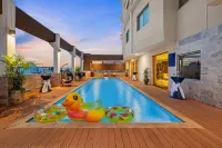 Sandals Stay Hotel - 5 stjerner