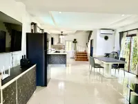 Warisa Happy Pool Villa Near Pattaya Beach