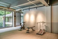 Xiaoyue Qinglan Garden Private Hot Spring Hotel (Lixiao Road Branch, Bipenggou Scenic Area)