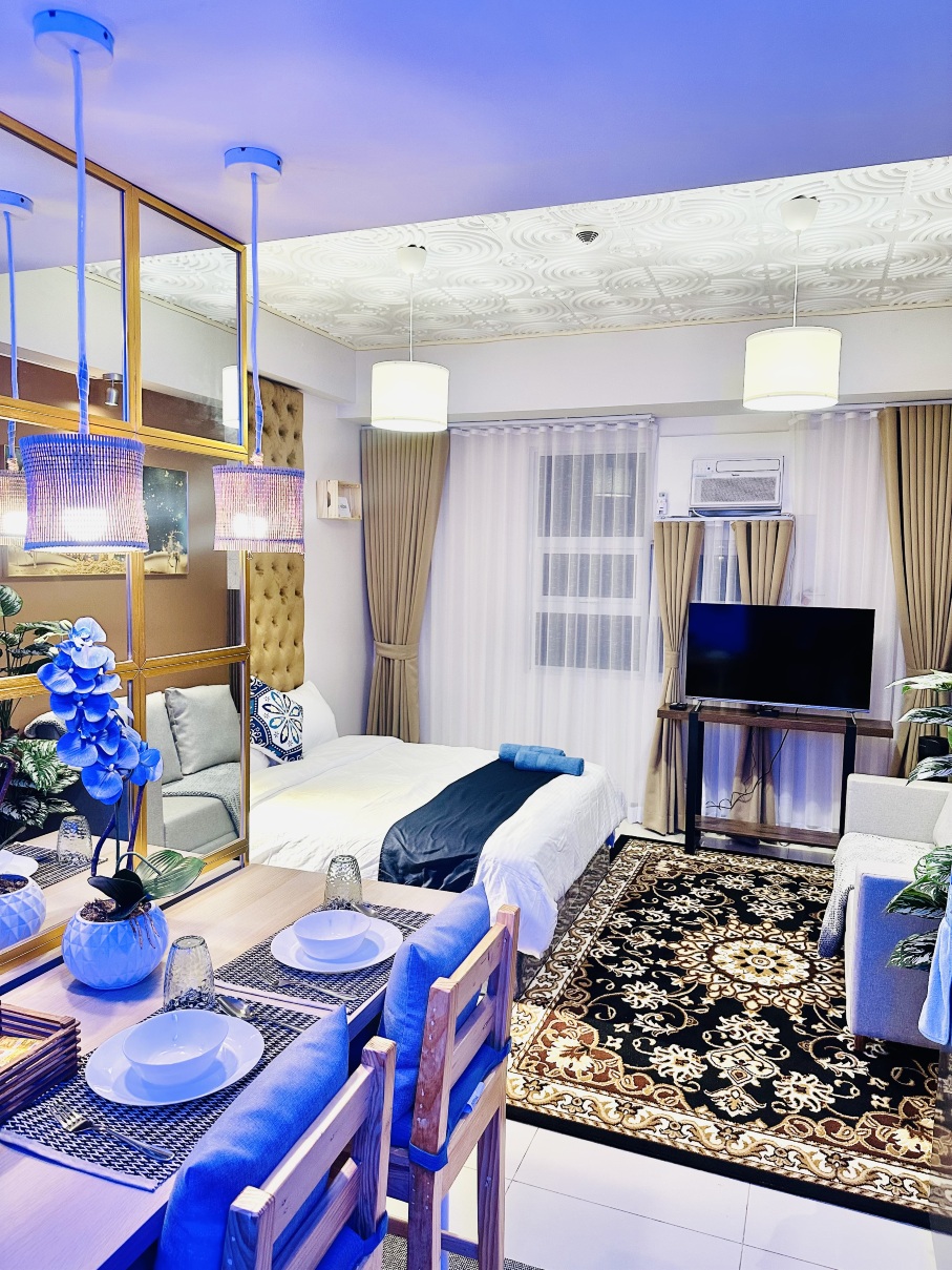 We Vibe Condo Stay at 101 Newport Blvd near the airport NAIA 3