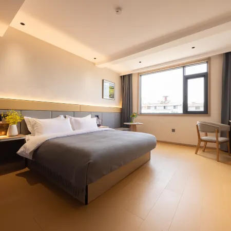 Ainas Hotel (Shanzhou District Gaoyangshan Store)