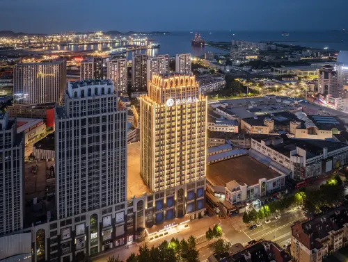 Yantai Sanzhan Wuyue Plaza Manxin Hotel