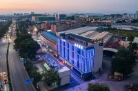 E-Hotel Hotels near Qingyuan Chimelong Resort